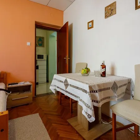 Apartment Antic S Crikvenica